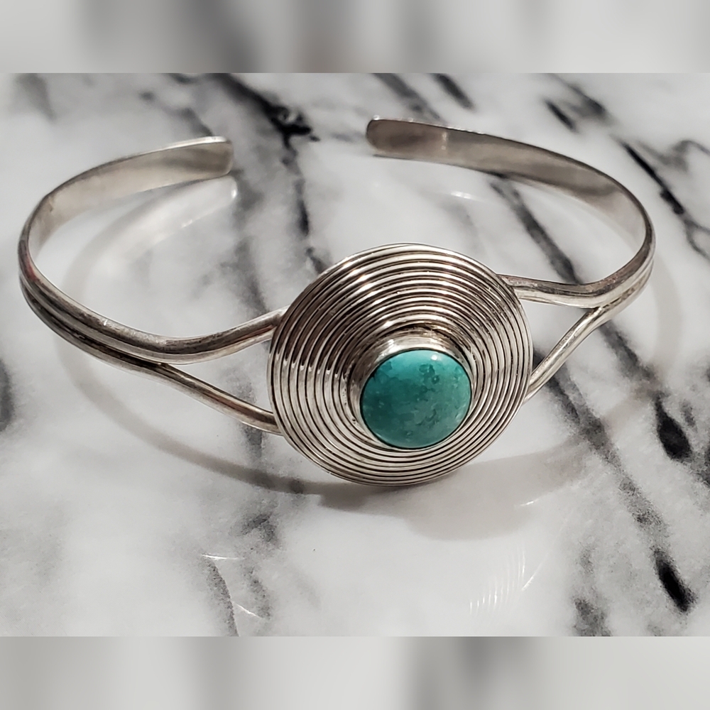 Vtg. Sterling Silver Turquoise Cuff Bracelet